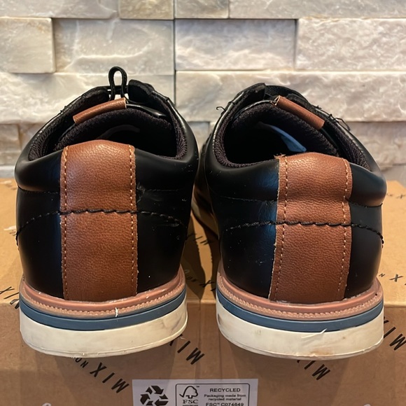 Black Slip on Dress Shoes - Picture 3 of 9